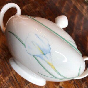 English Calla Lilly Porcelain Sugar Bowl